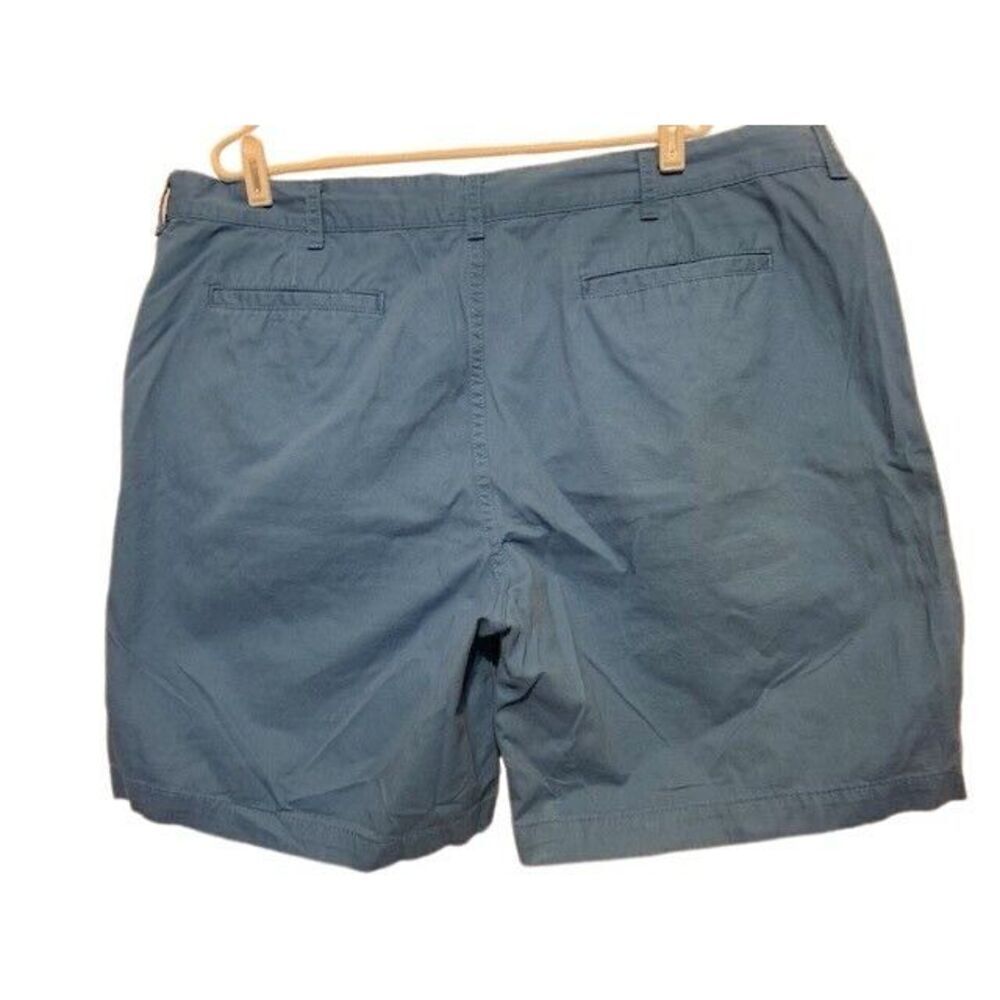 ST. JOHN'S BAY SIZE 44 CASUAL SHORTS